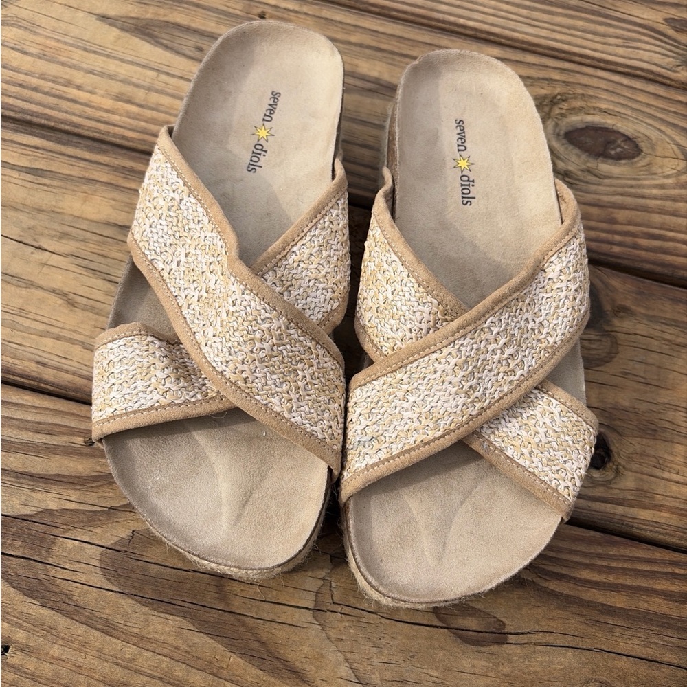 Seven Dials Women’s Tan Woven Crisscross Slide Sandals